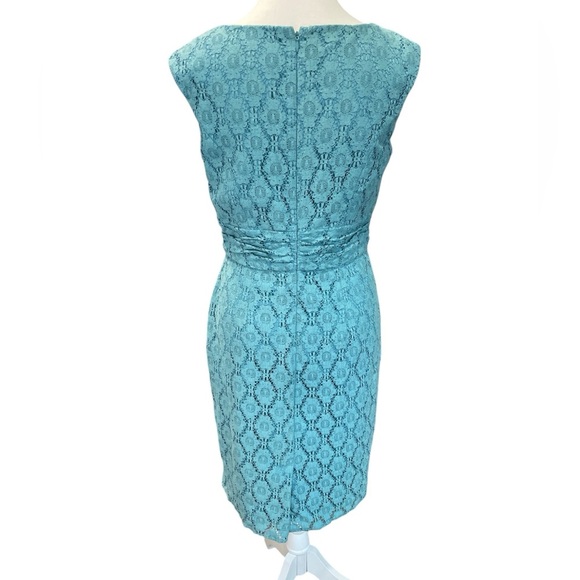 Adrianna Papell Elegant Blue Lace Dress Size 6 - Picture 2 of 8